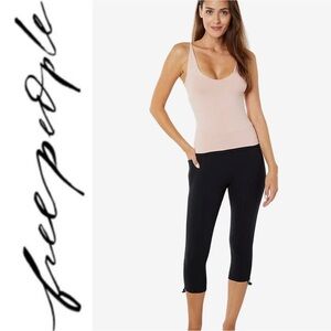 FREE PEOPLE FP Movement Class Act Cropped Leggings in Black 💫